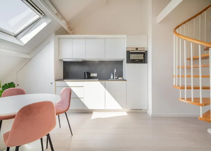 The Fashion Street Apartments